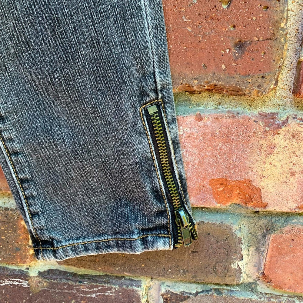 Limited Edition Gap 1969 Zippered Ankle Jeans Sz 2